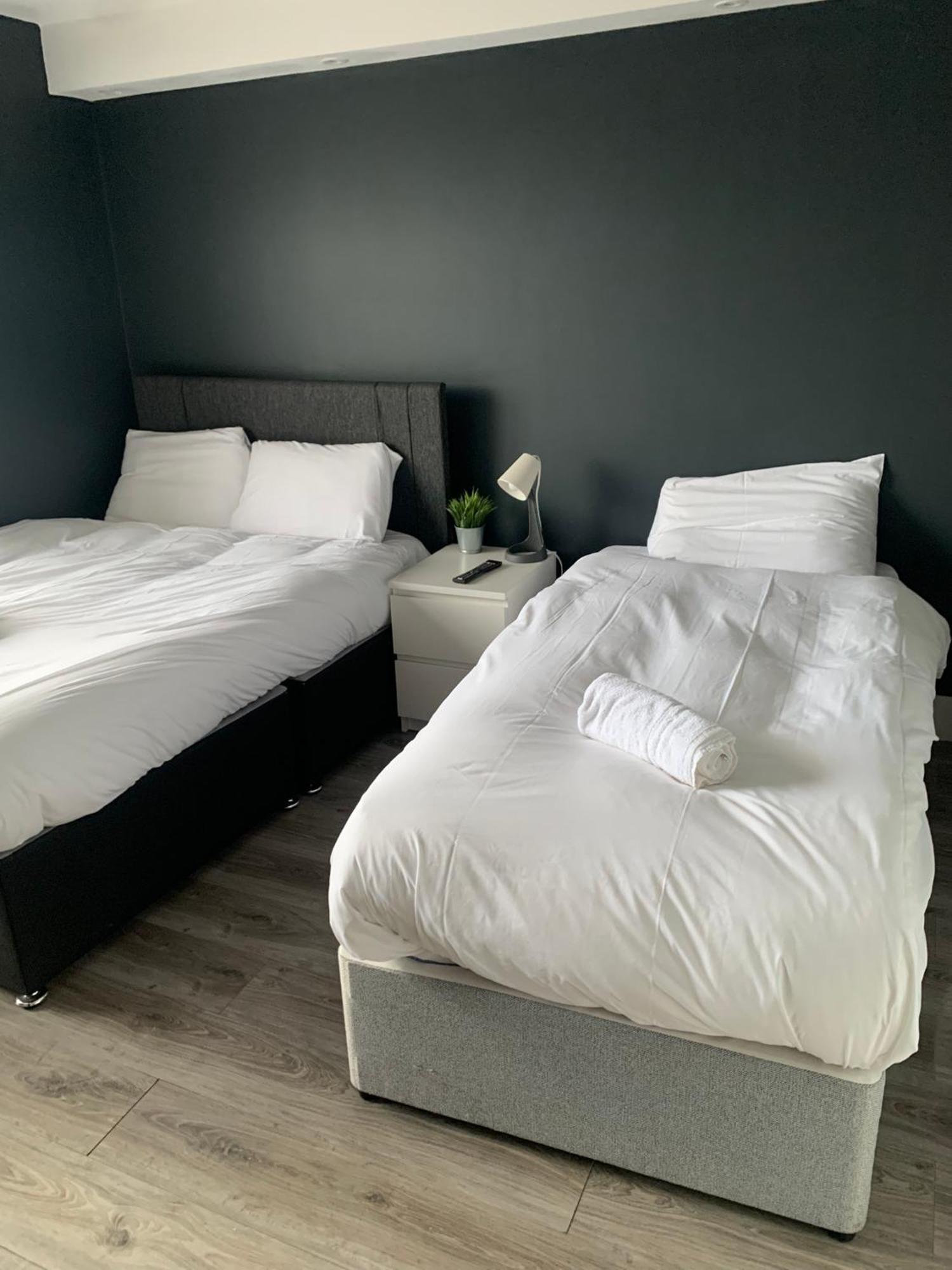 Holiday home Twelve - Boutique -galway Centre -6 Bed En-suite - Free Parking *