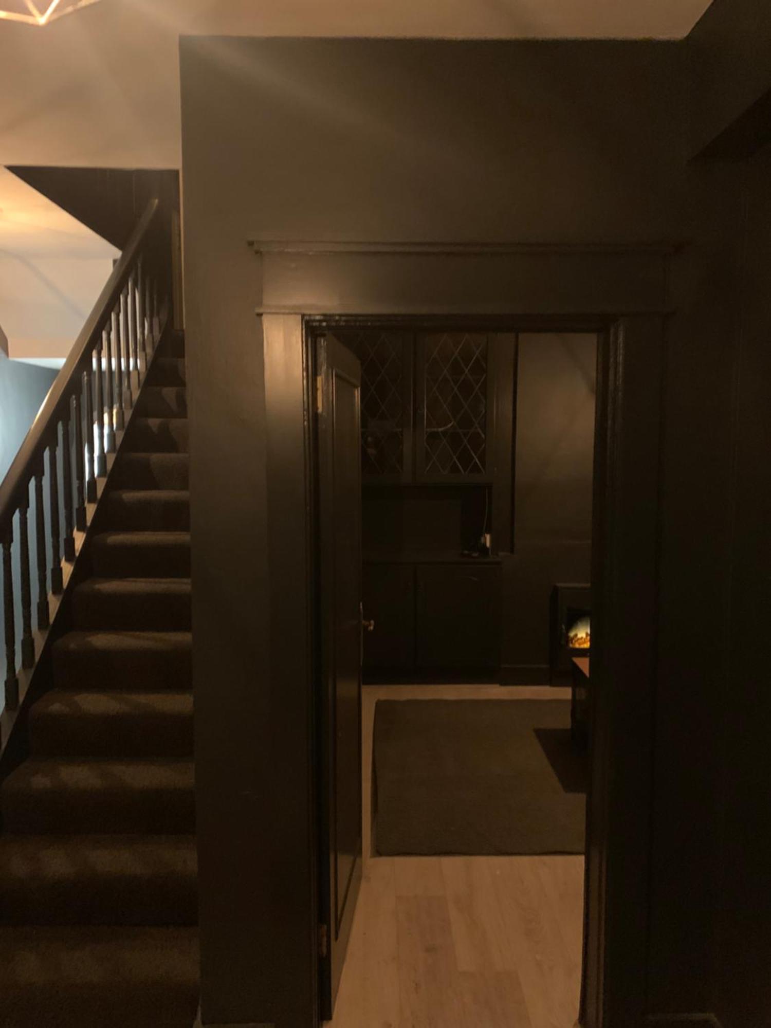 - No 12 -new Boutique - Fully Renovated December 2023 - - 6 Bedrooms - 6 En Suites Free Parking