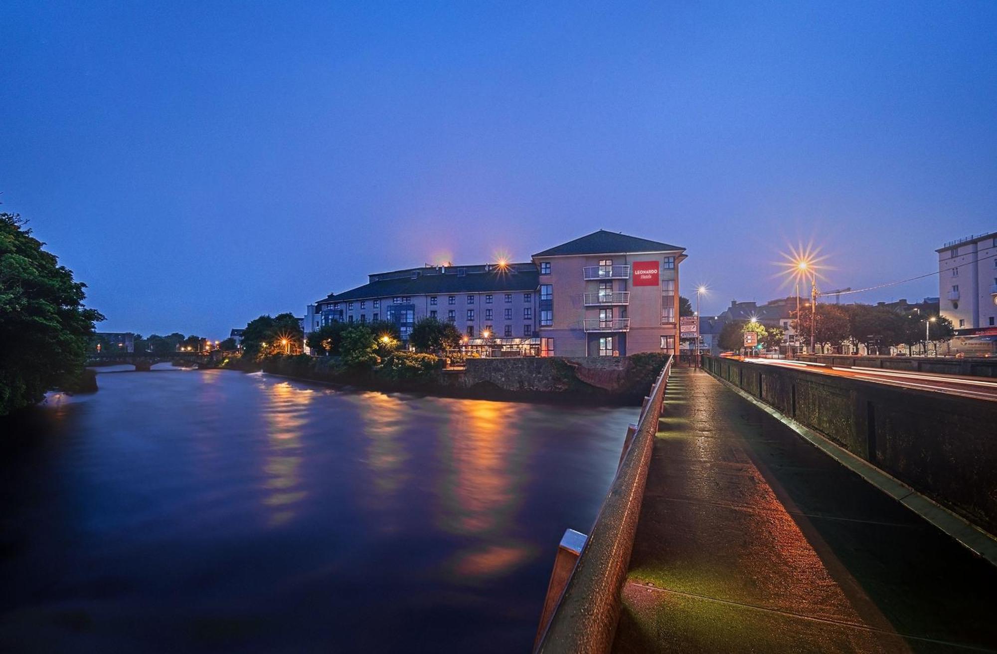 Leonardo 4* Galway