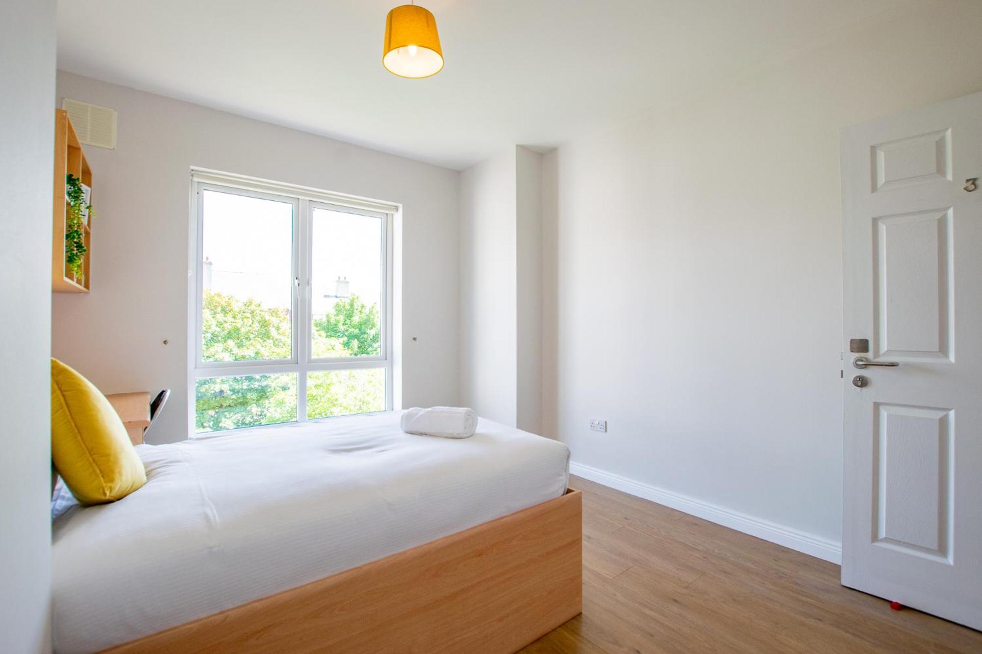 54 - Spacious Townhouse By Shortstays Holiday home Galway