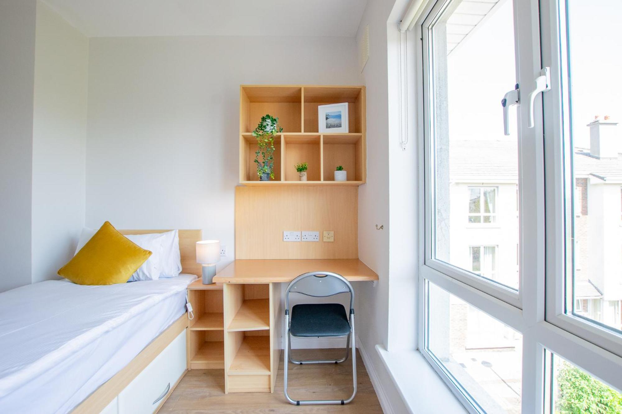 54 - Spacious Townhouse By Shortstays Galway