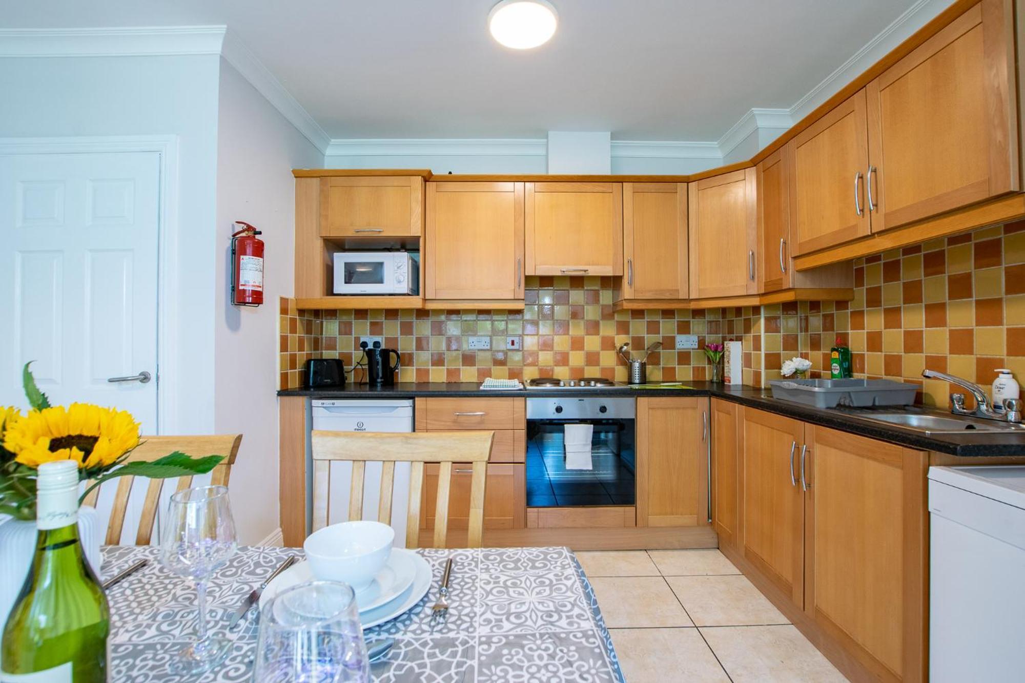 54 - Spacious Townhouse By Shortstays Holiday home Galway