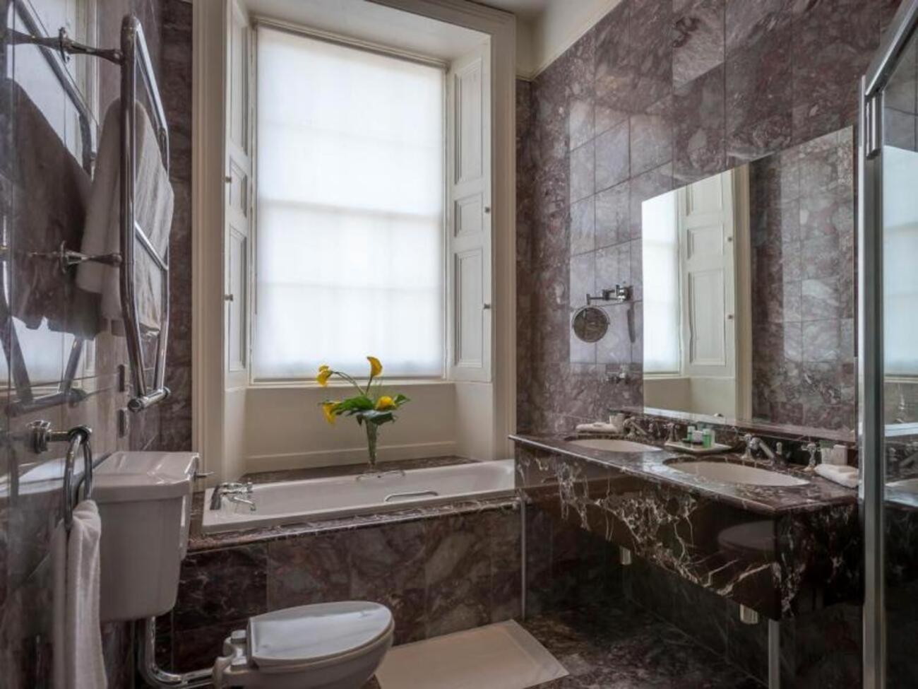 Hotel The Hardiman Galway