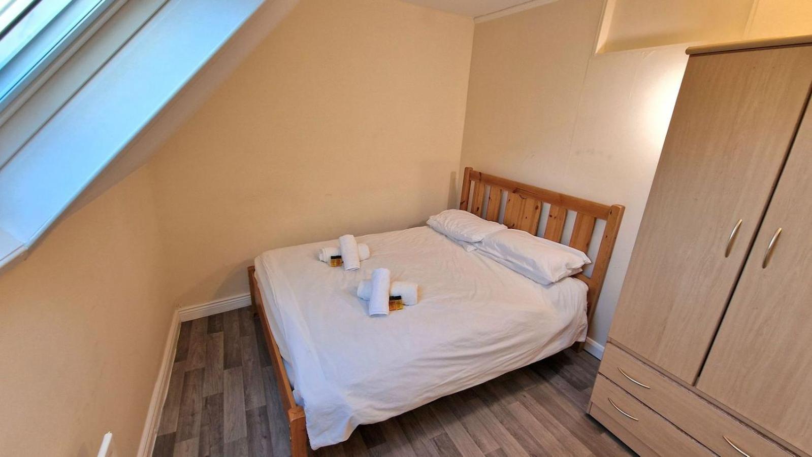 Apartment 8 Bedroom Townhouse Galway