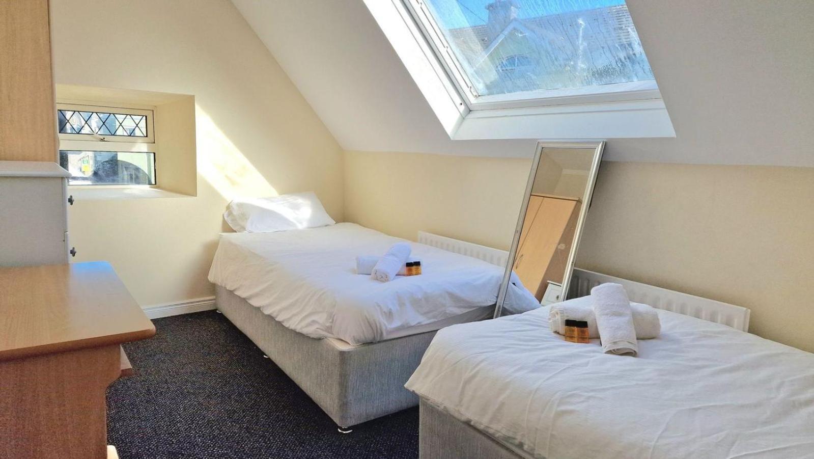 Apartment 8 Bedroom Townhouse Galway