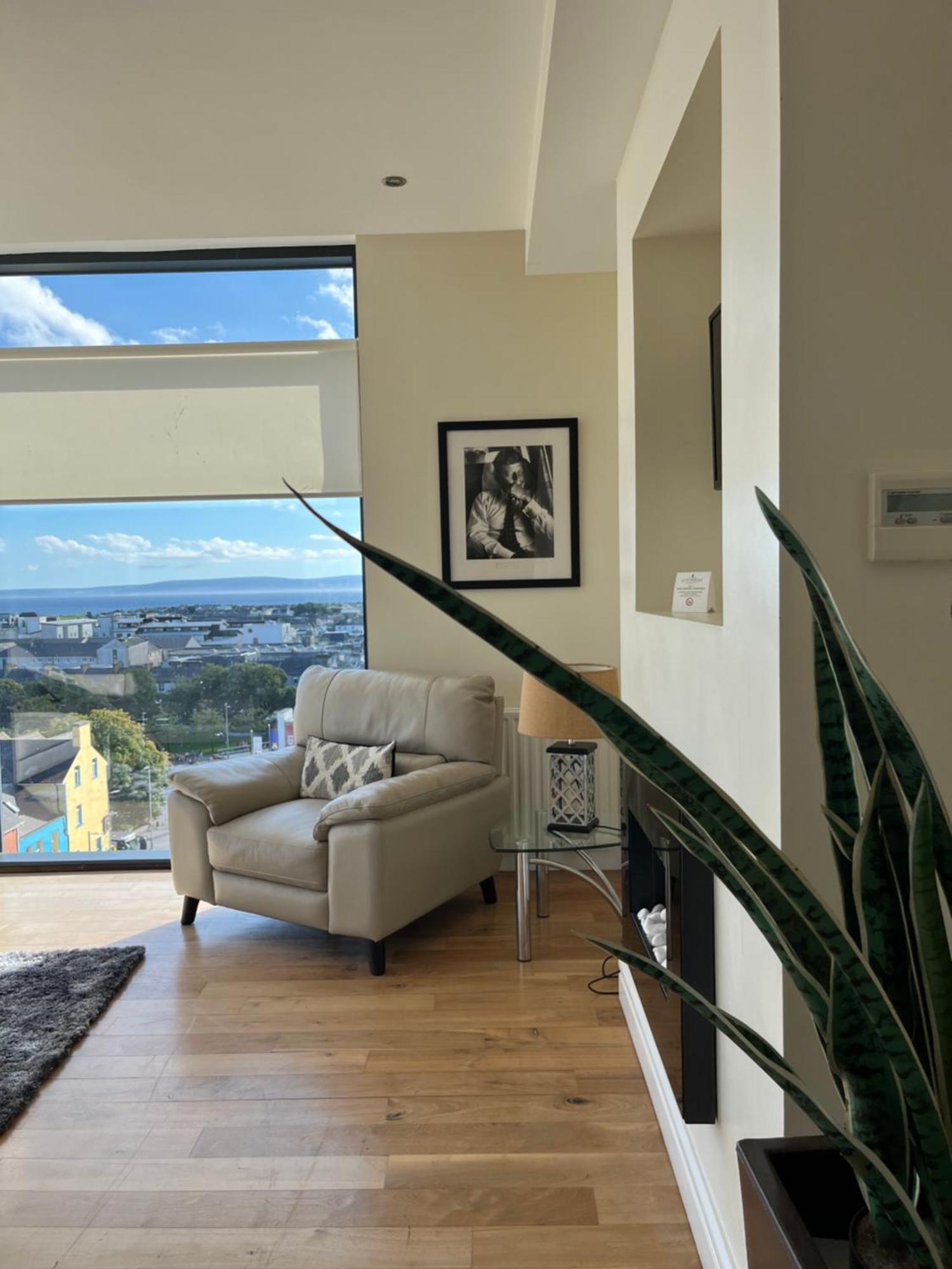 The Western Citypoint Apartment *