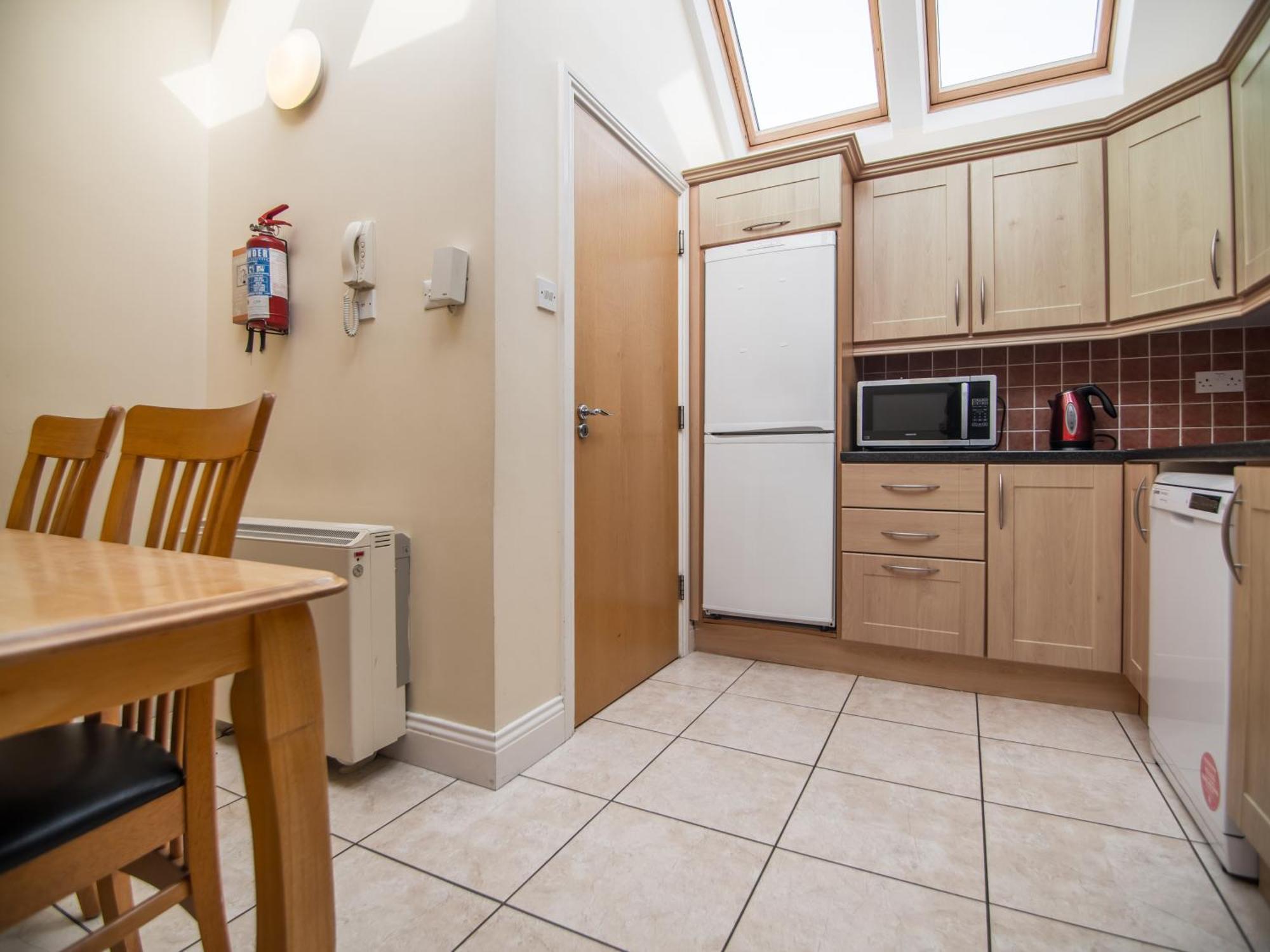 Aparthotel Donegan Court Galway