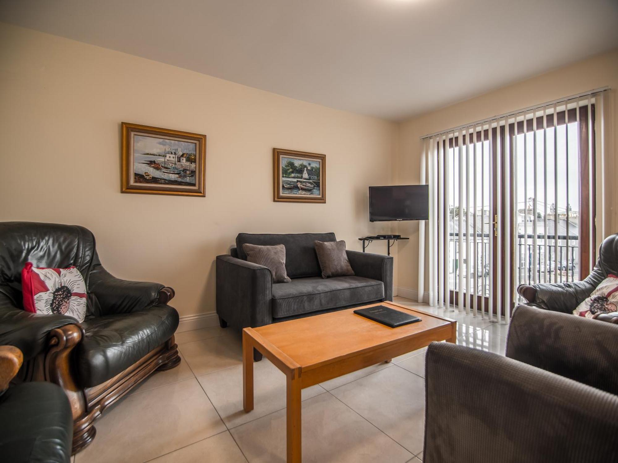 Donegan Court 3* Galway