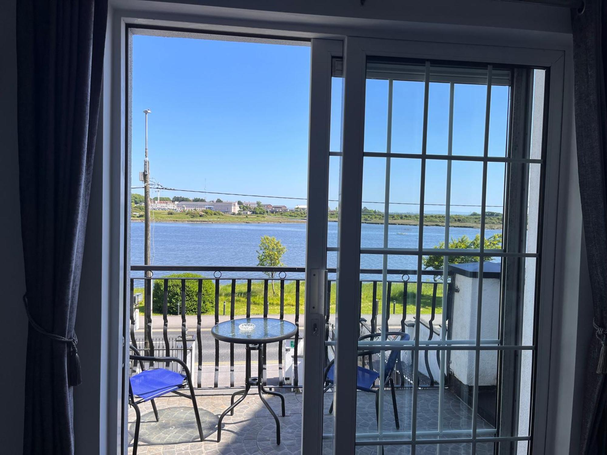 Guest house The Light House Galway