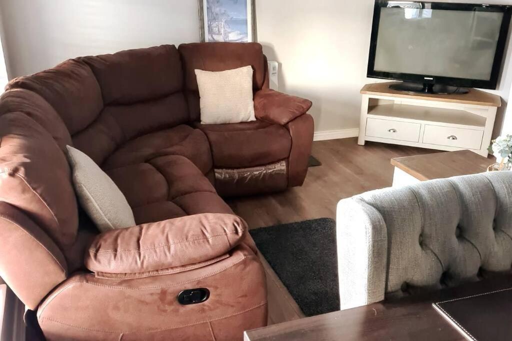 Eyre Square 180 Apartment
