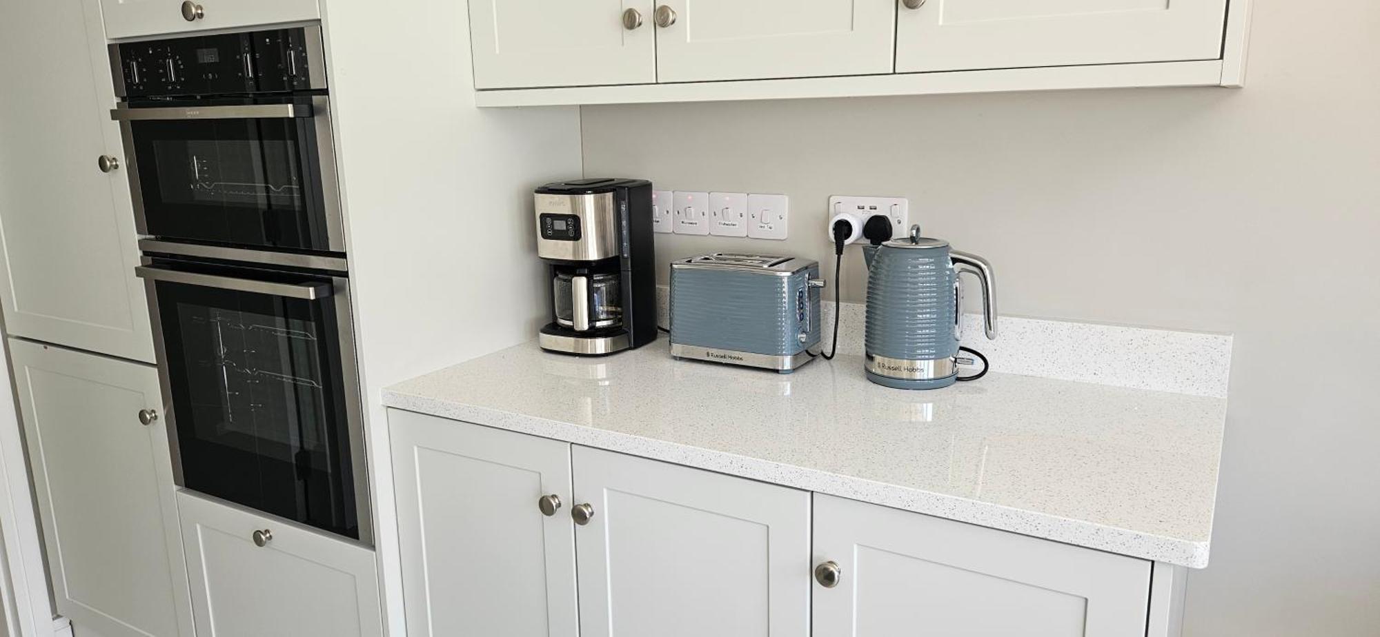 Knocknacarra House - Stylish Spacious House Near Salthill *