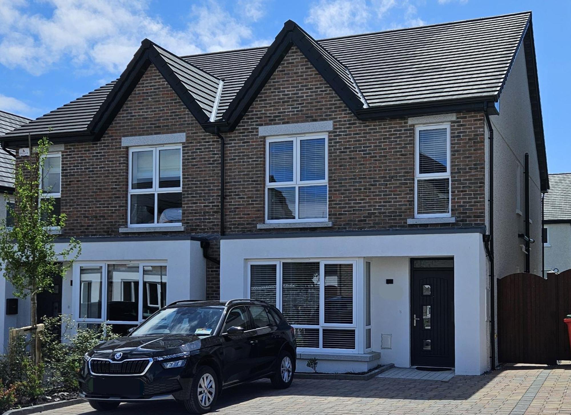 Knocknacarra House - Stylish Spacious House Near Salthill *