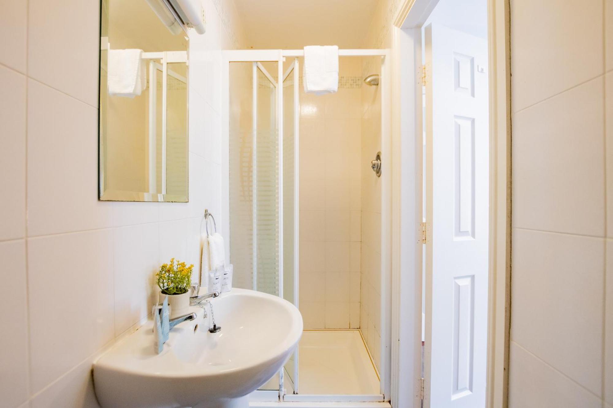 92 - Large 2 Bedroom Galway