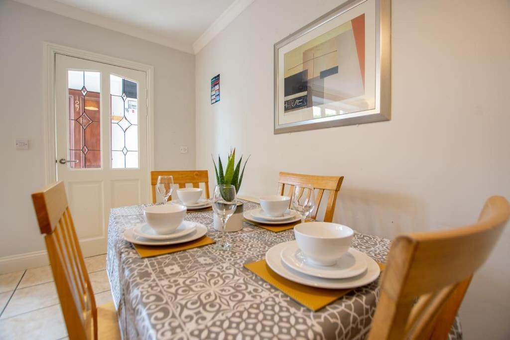 Apartment 21 - 2 Bed By Shortstays *