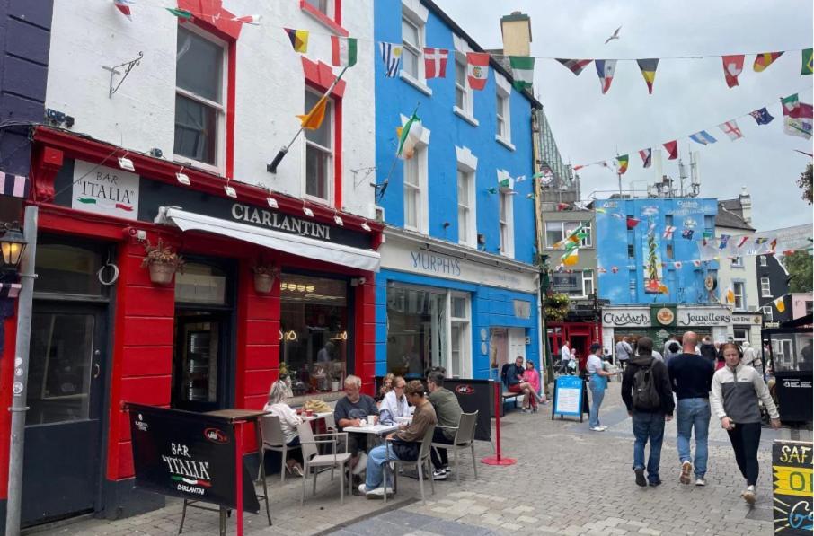 Shop Street * Galway
