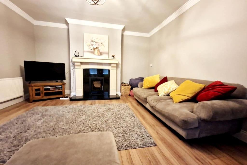 Your - Four Bed With Parking! Apartment Galway