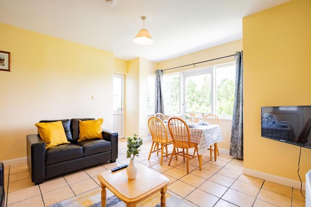 Apartment 56 - Three Bed With Parking *