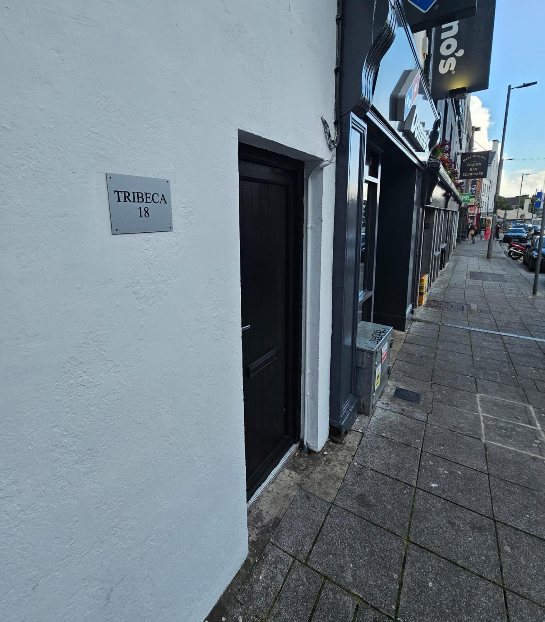 Eyre Square Centre House With Hot Tub Apartment *