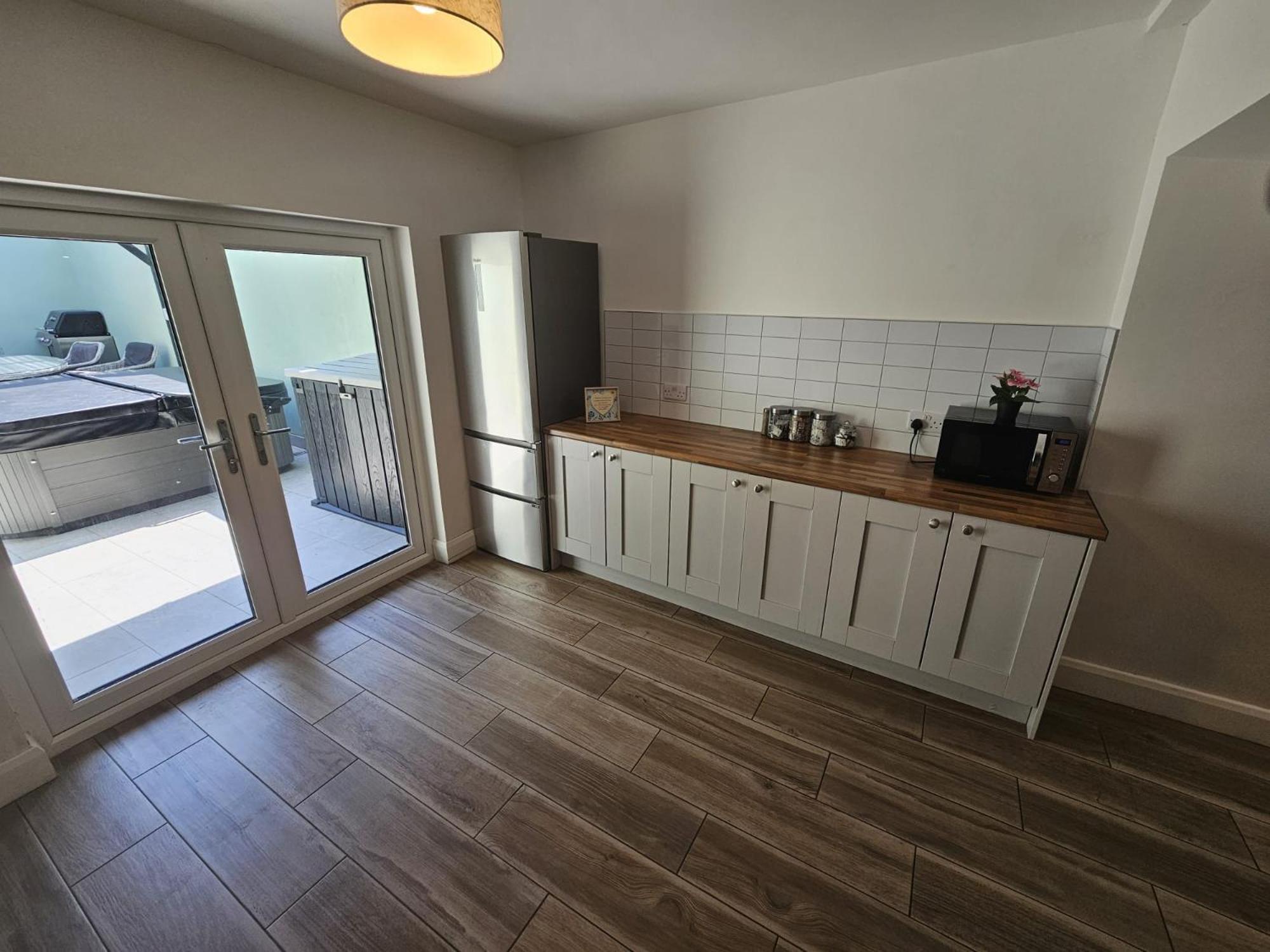 Eyre Square Centre House With Hot Tub Apartment *
