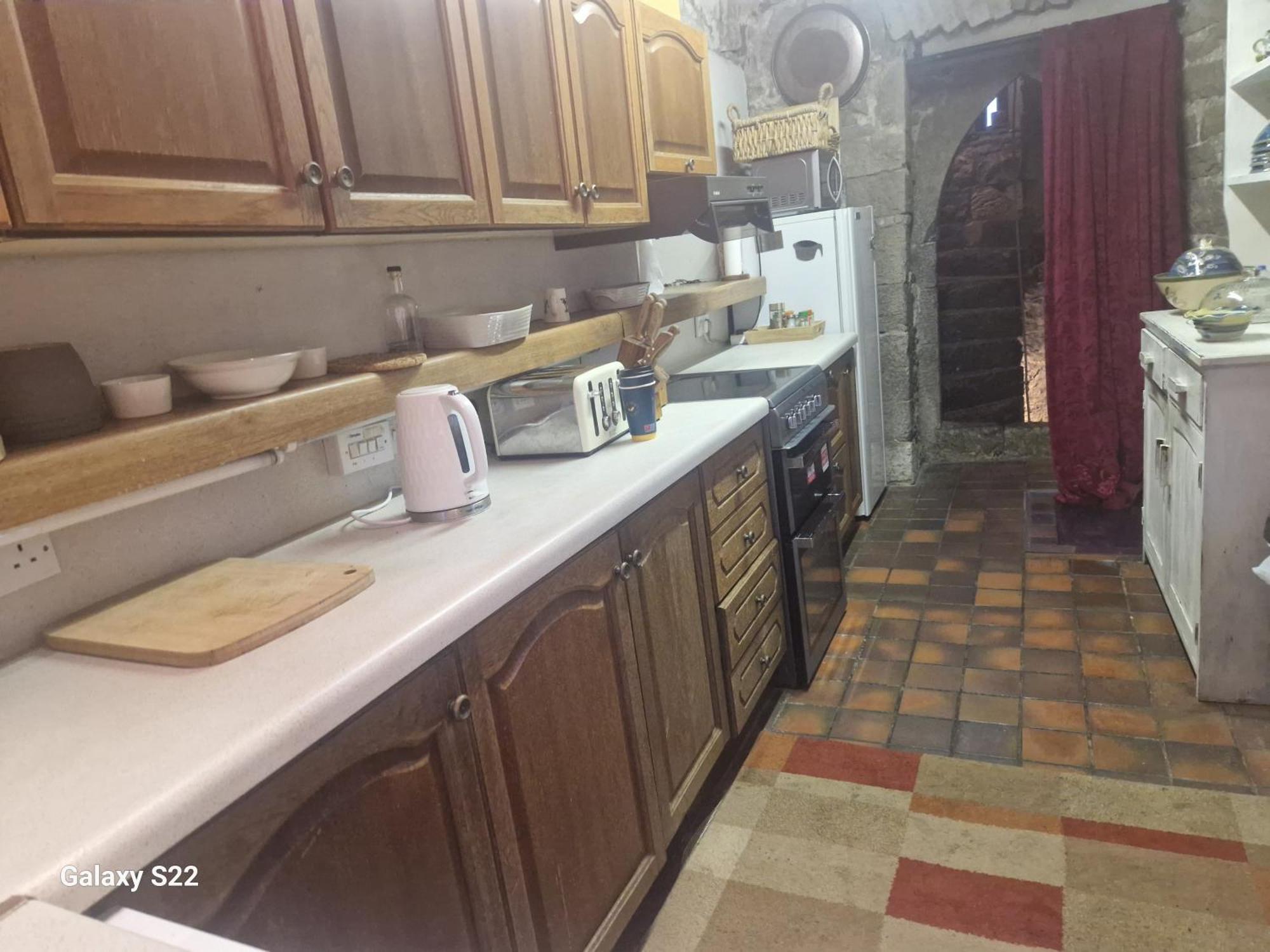 Ballindooley Castle Holiday home *