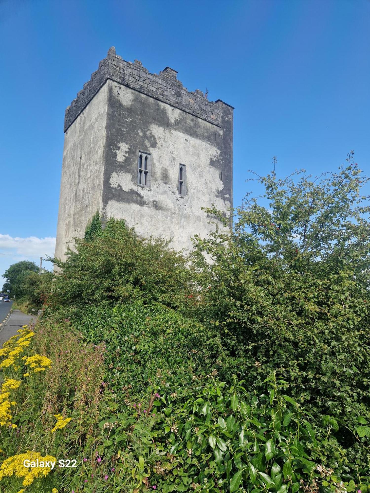 Holiday home Ballindooley Castle Galway