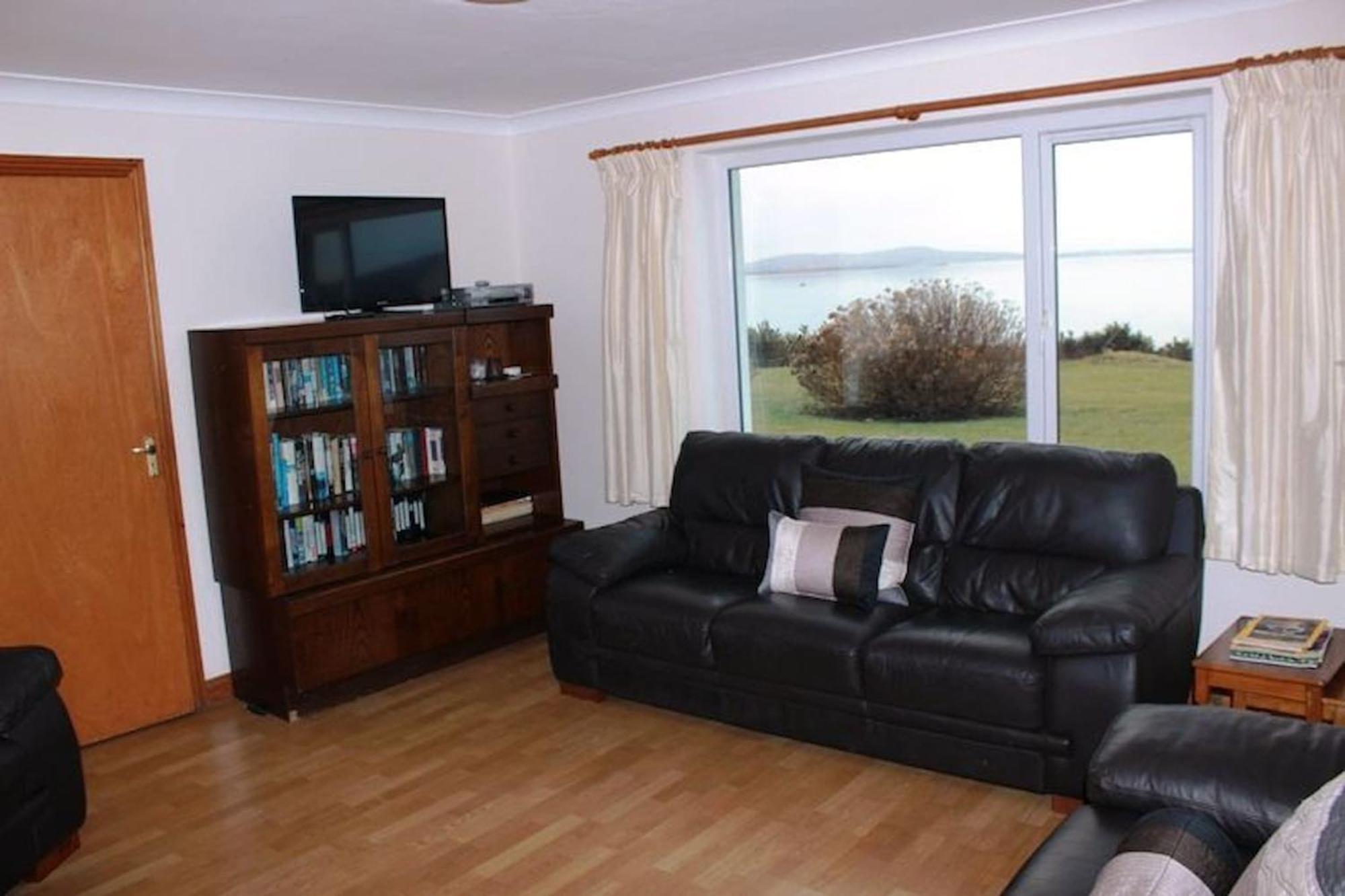 Waterside Cottage, Cashel * Galway