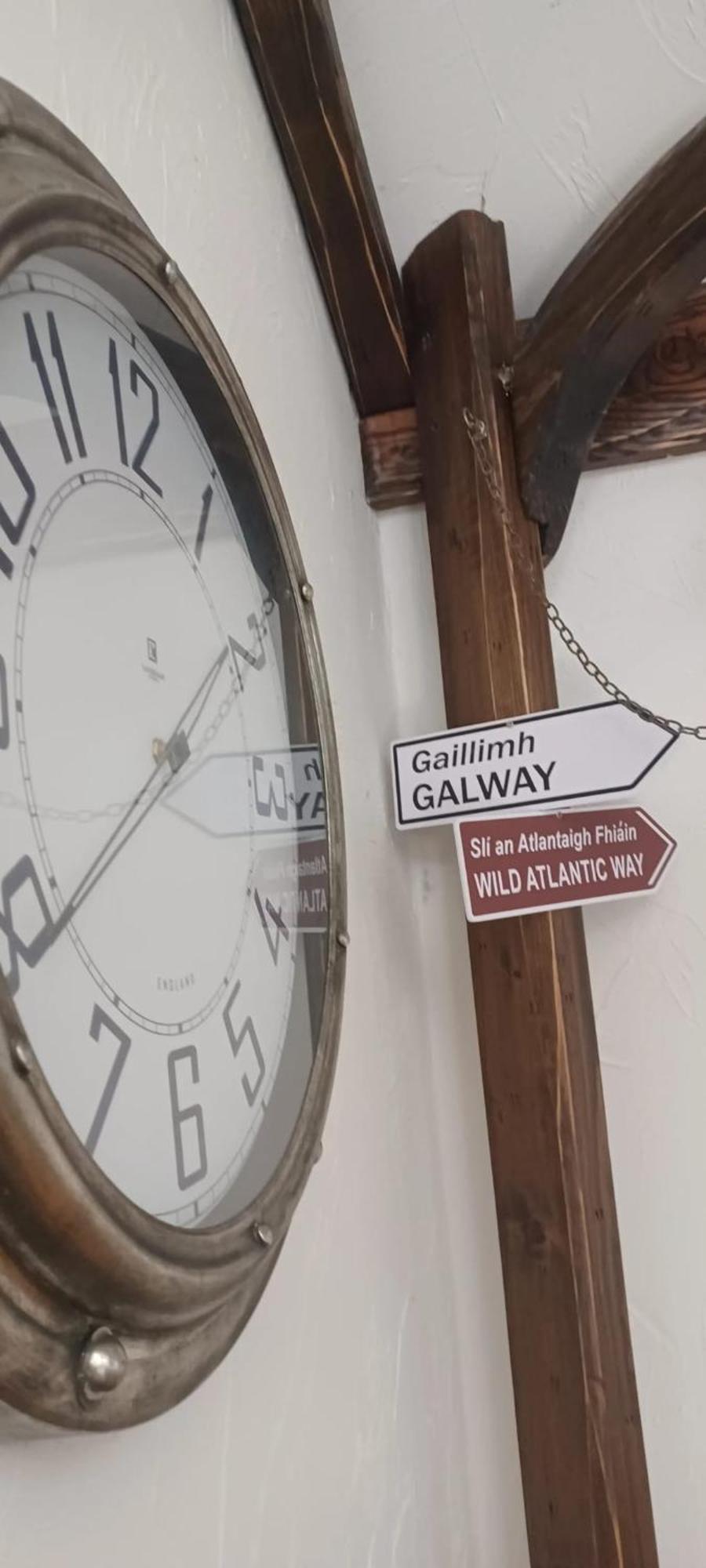 Cosy Apartment In Galway With Balcony 32 M² City View * Galway