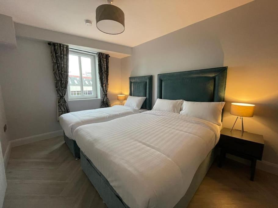 Apartment Exquisite Sea View In Salthill, Galway