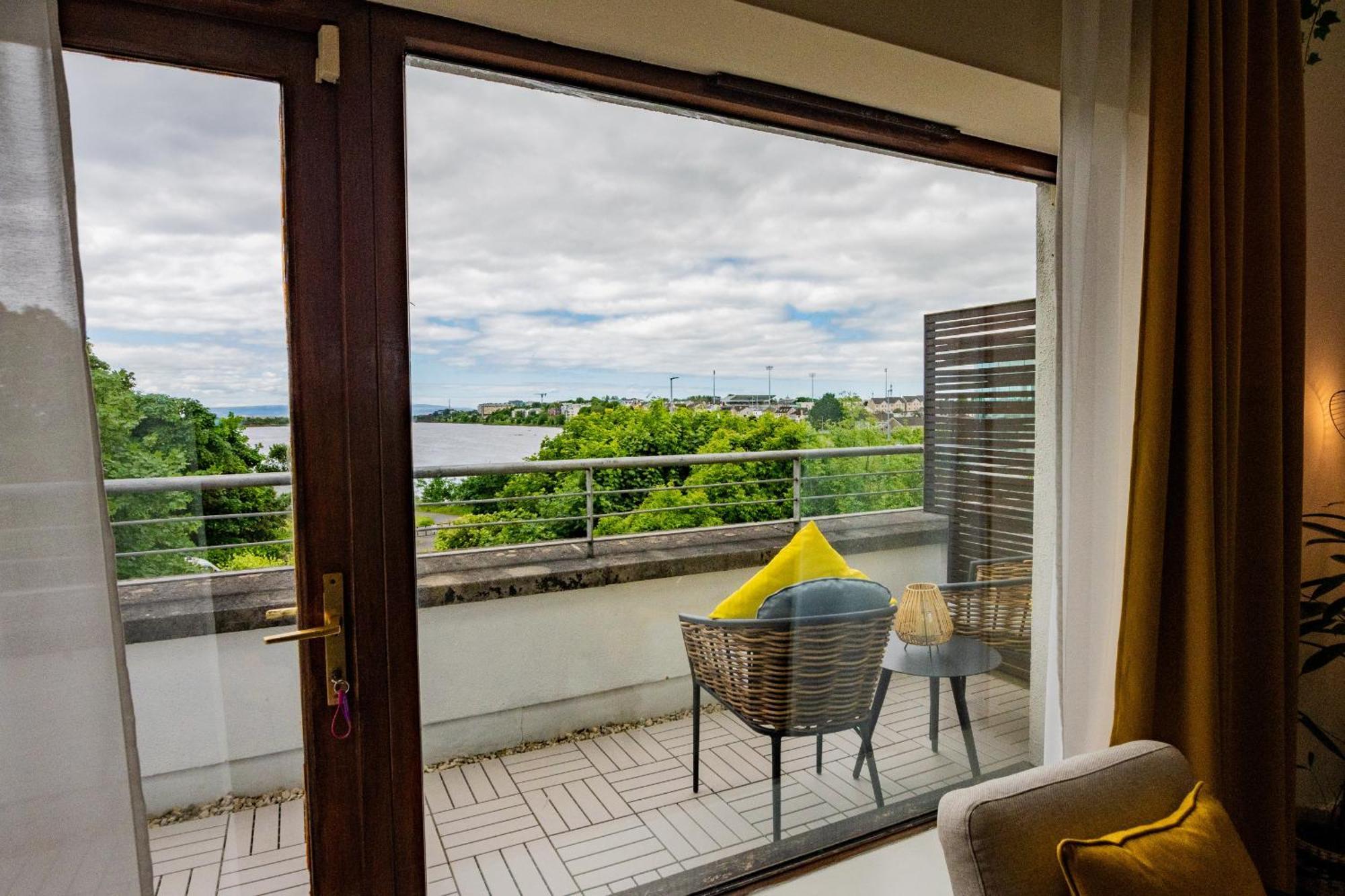 Atalia View Penthouse With Balcony Apartment