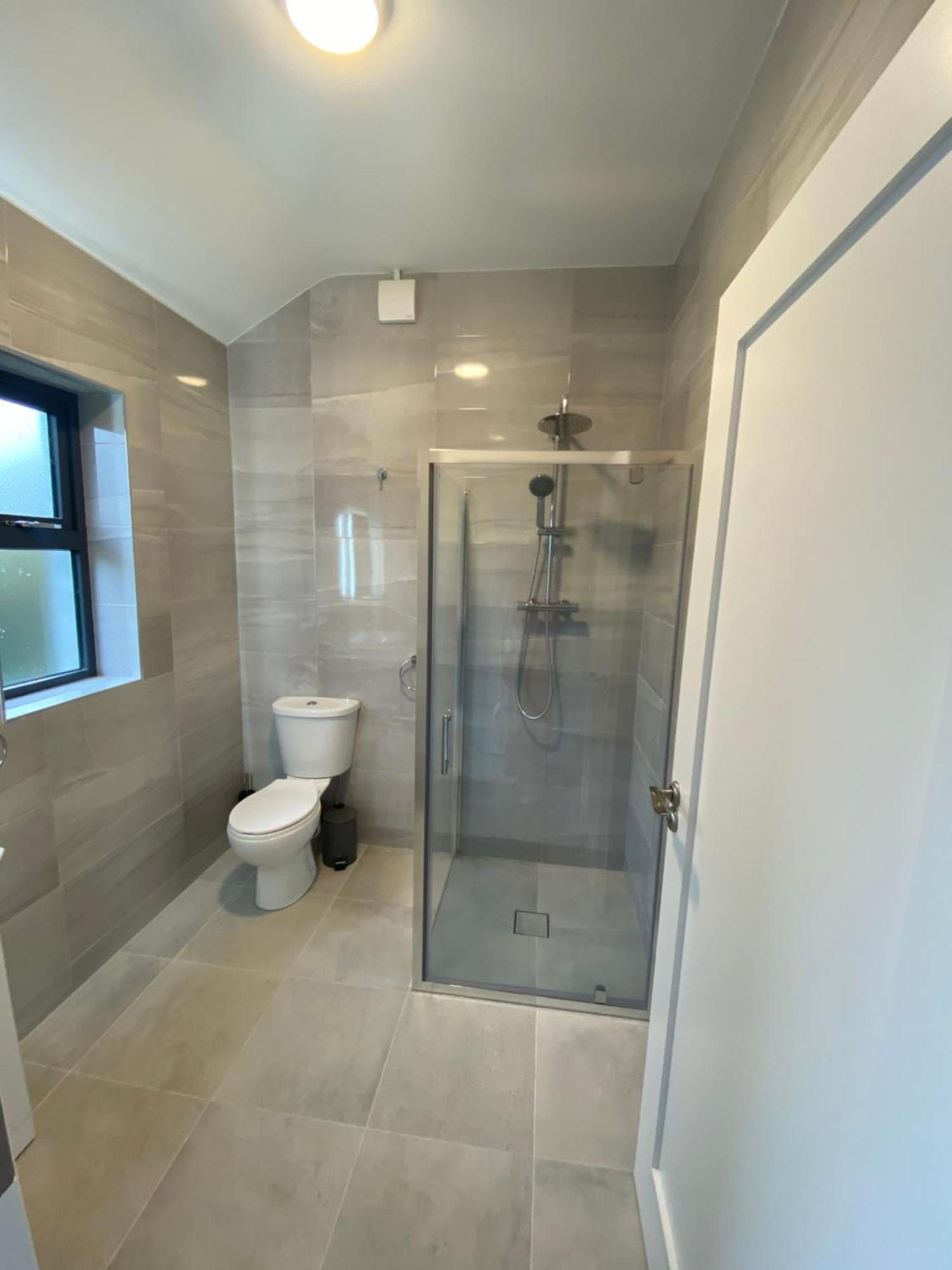 2 Kingsize Bedrooms At Castle View House * Galway