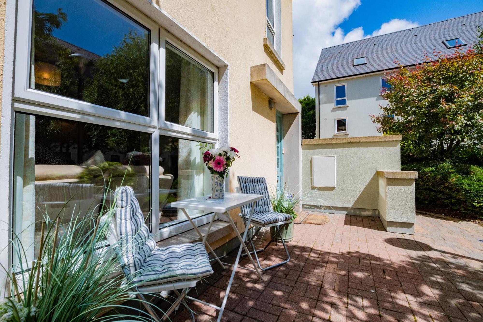 Townhouse With Parking Galway
