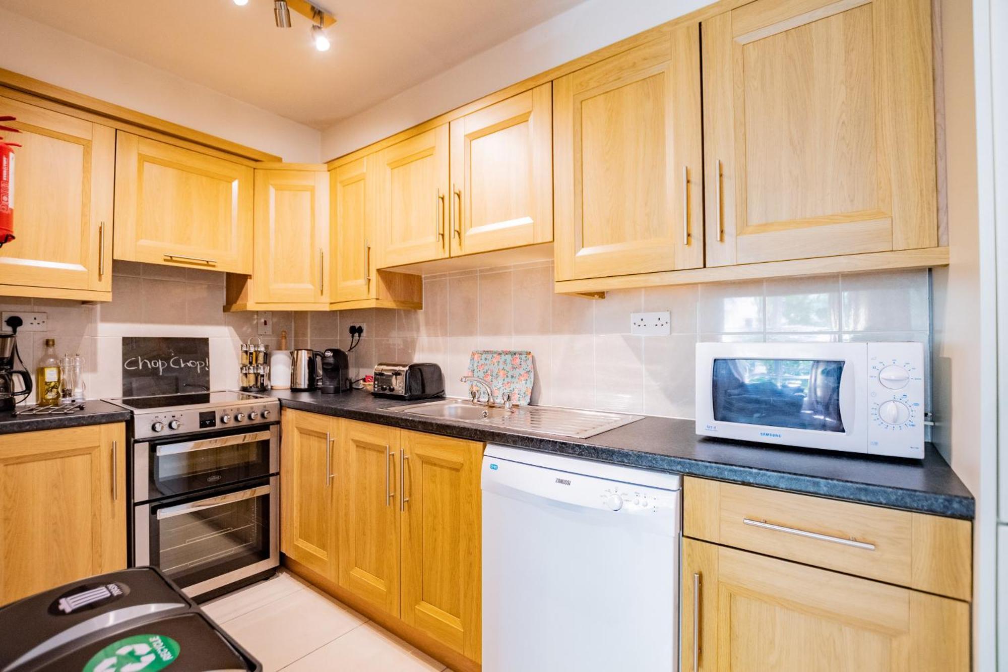 Townhouse With Parking Holiday home