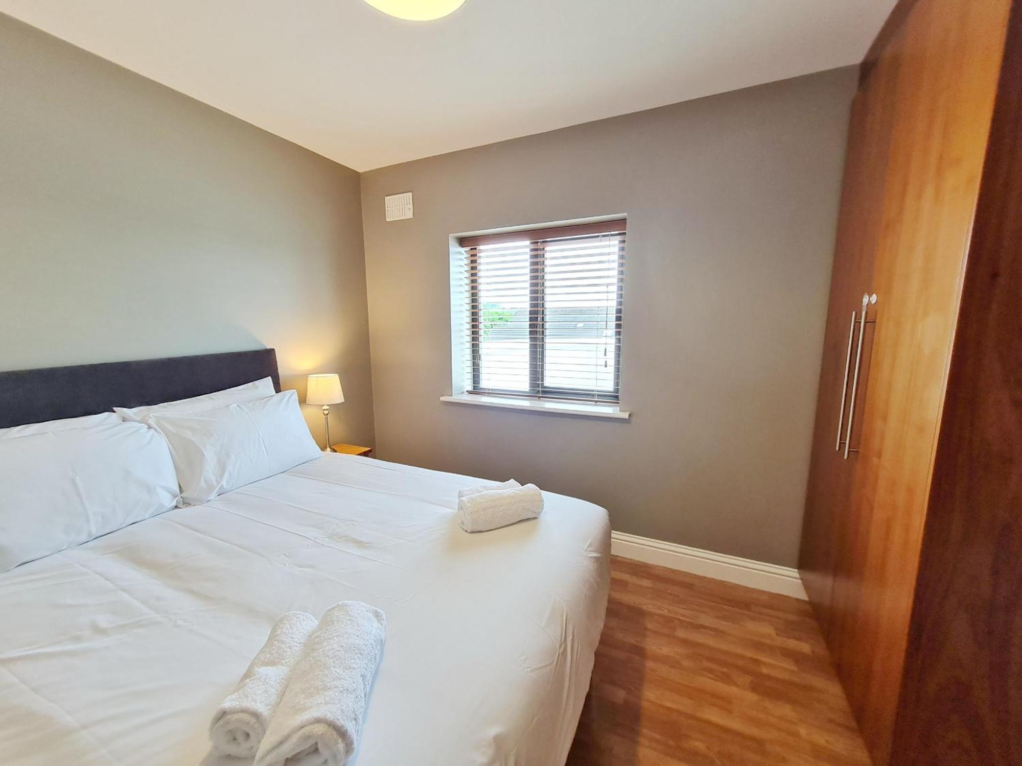 Suburban Penthouse -no 1 Galway
