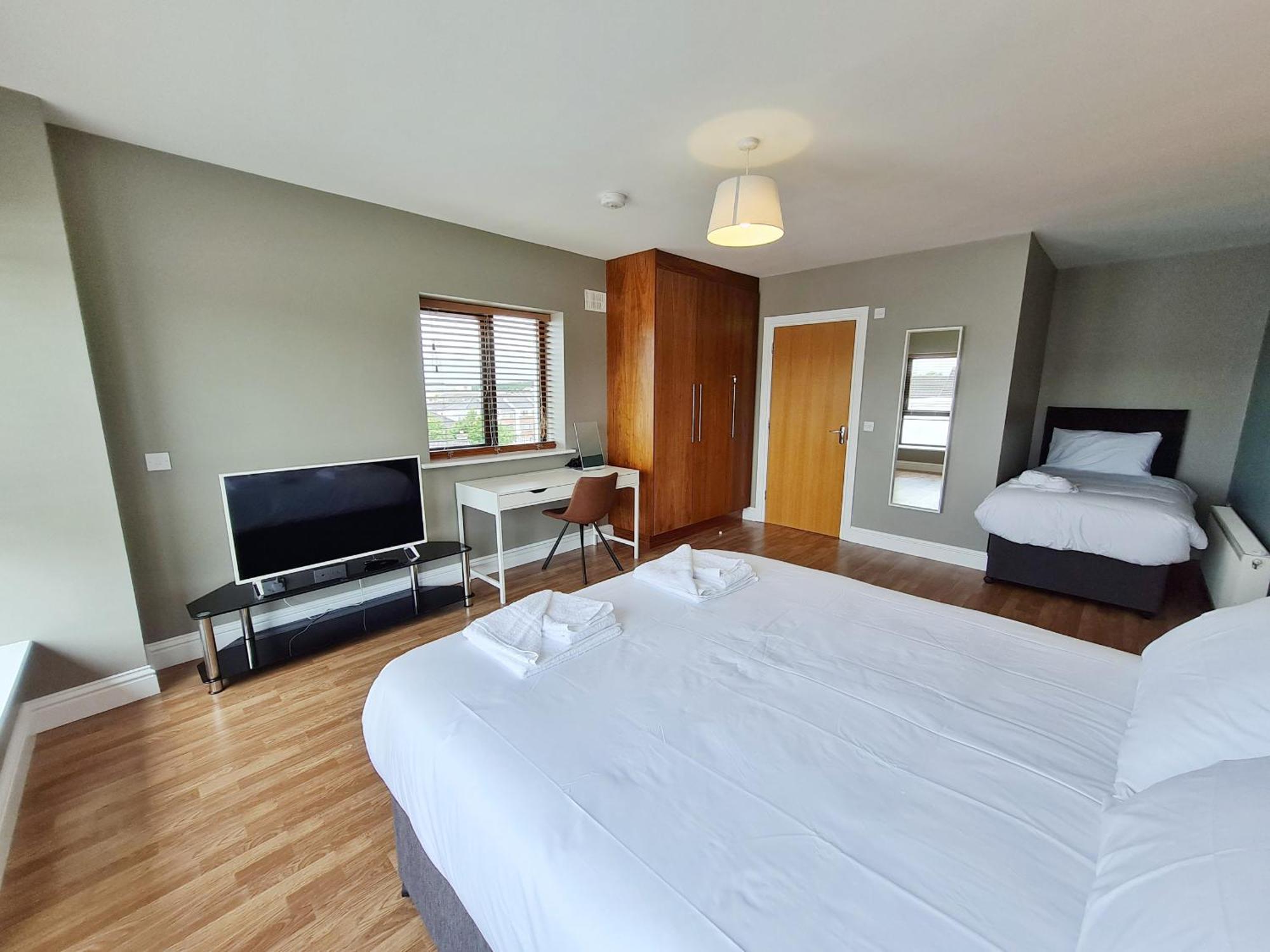 Suburban Penthouse -no 1