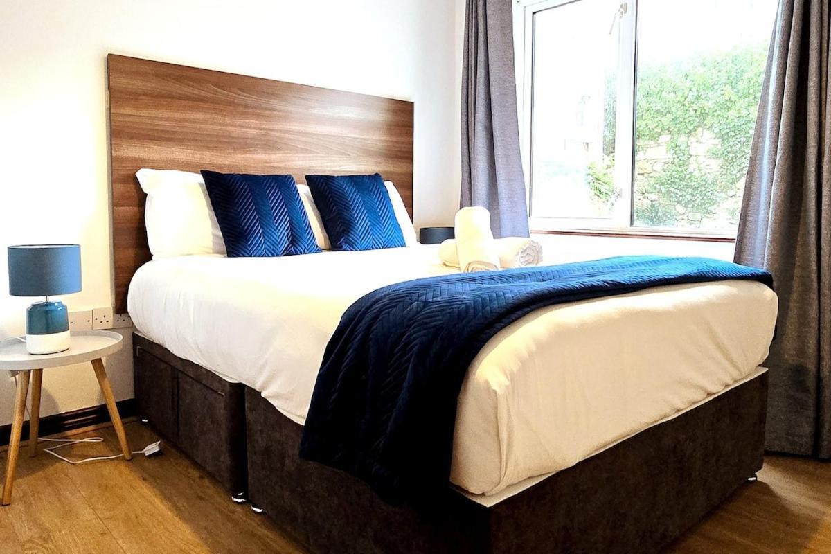 Apartment In The Heart Of The Action
