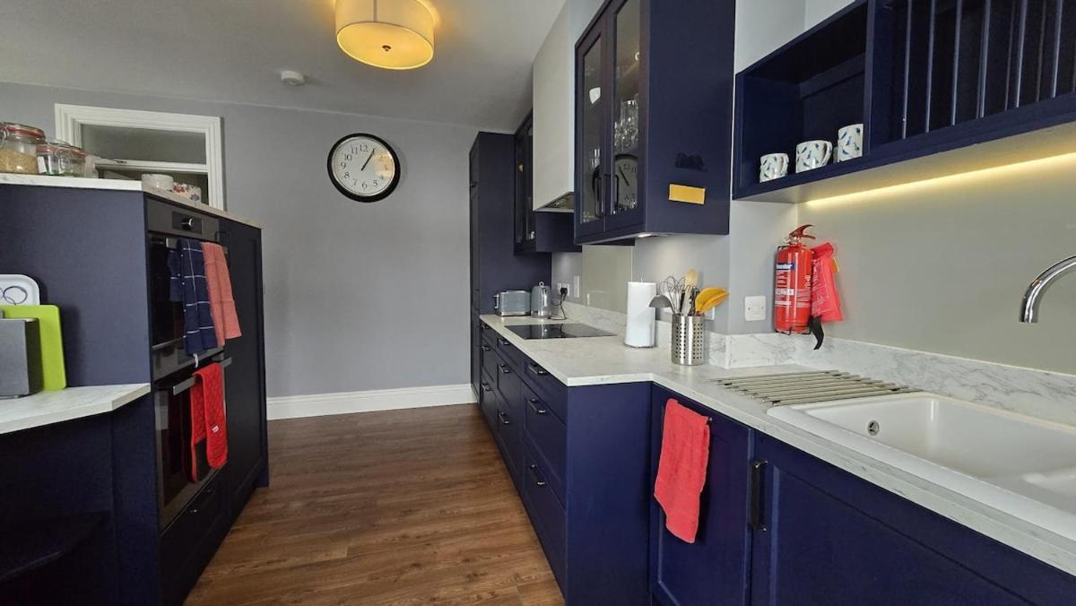 Luxury - Sleeps 7 * Galway