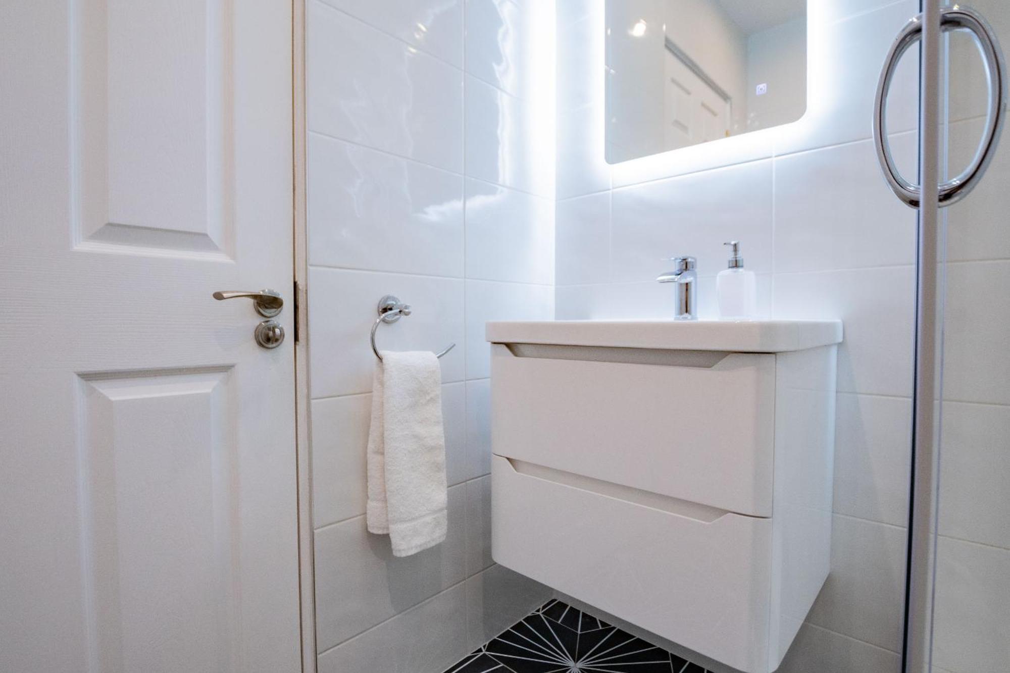 Townhouse In Dockland * Galway