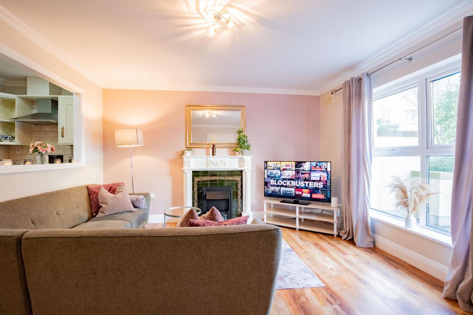 Townhouse In Dockland *