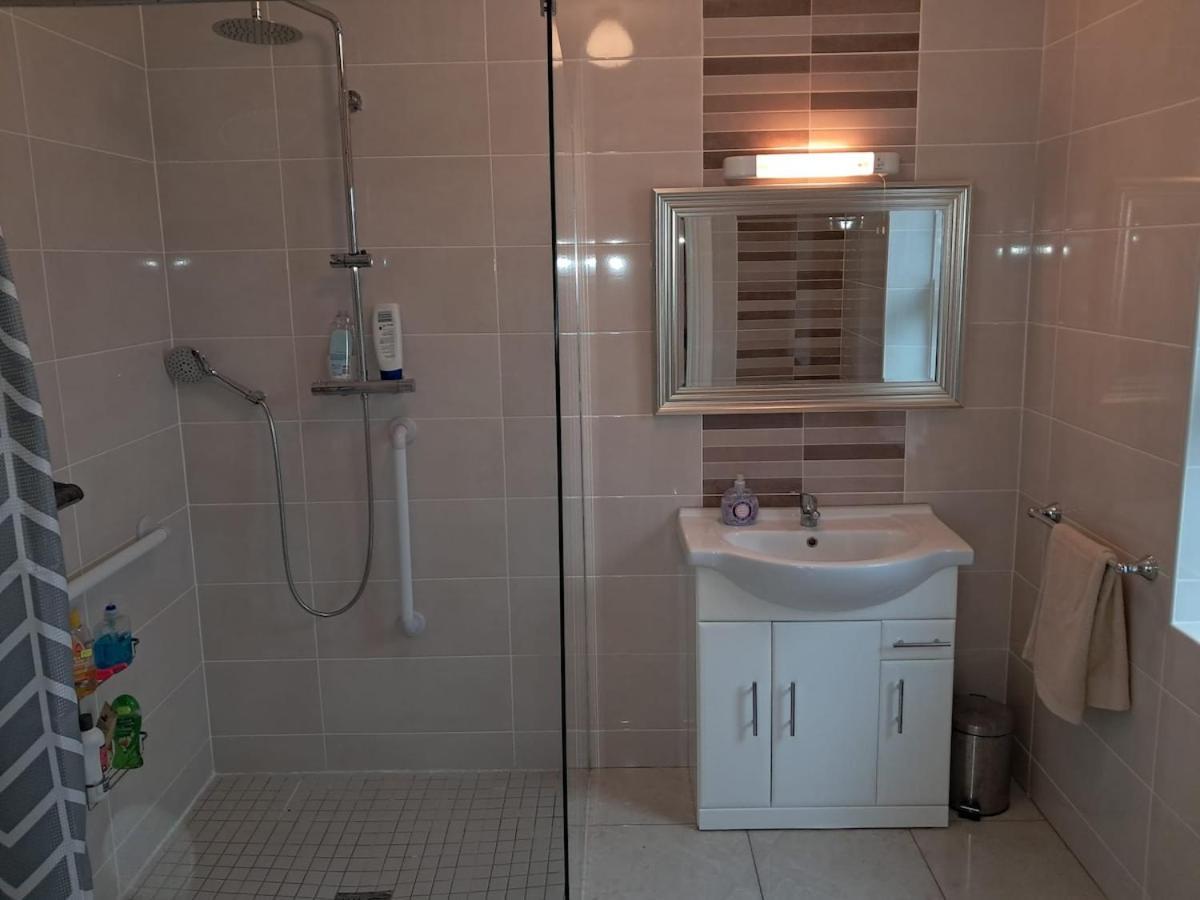 Apartment Warm Spacious Three Bed Galway