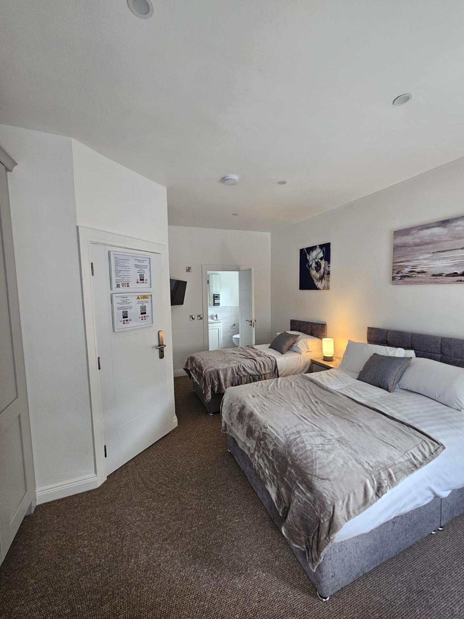 Number33 Bed & Breakfast *