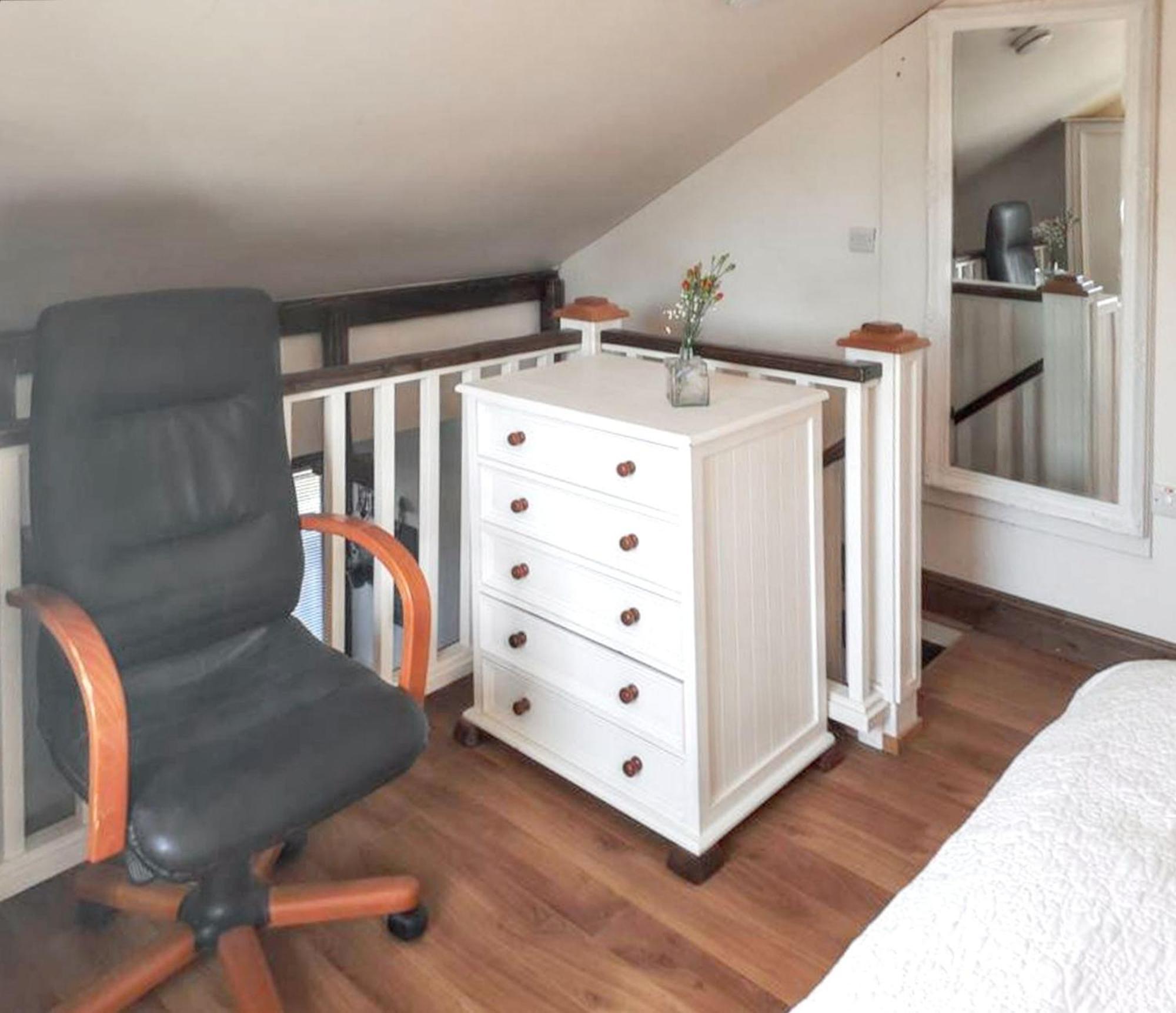 Apartment Cosy Apartment In Galway With Balcony 32 M² City View *