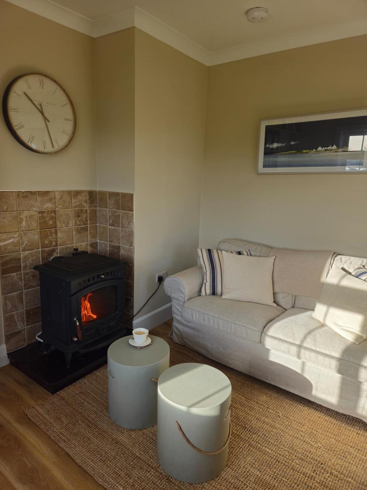Three Bedroom Cosy Quiet Luxury In The Burren Wild Atlantic Way Holiday home Galway