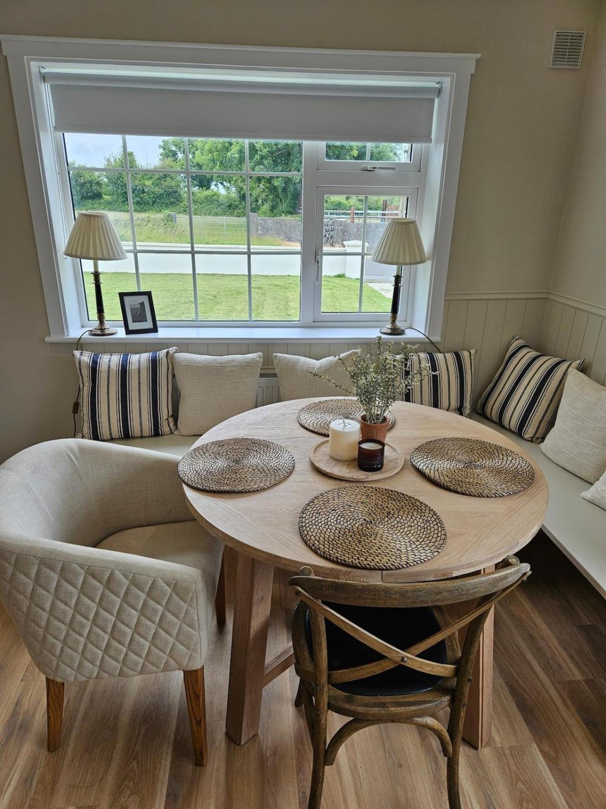 Holiday home Three Bedroom Cosy Quiet Luxury In The Burren Wild Atlantic Way Galway