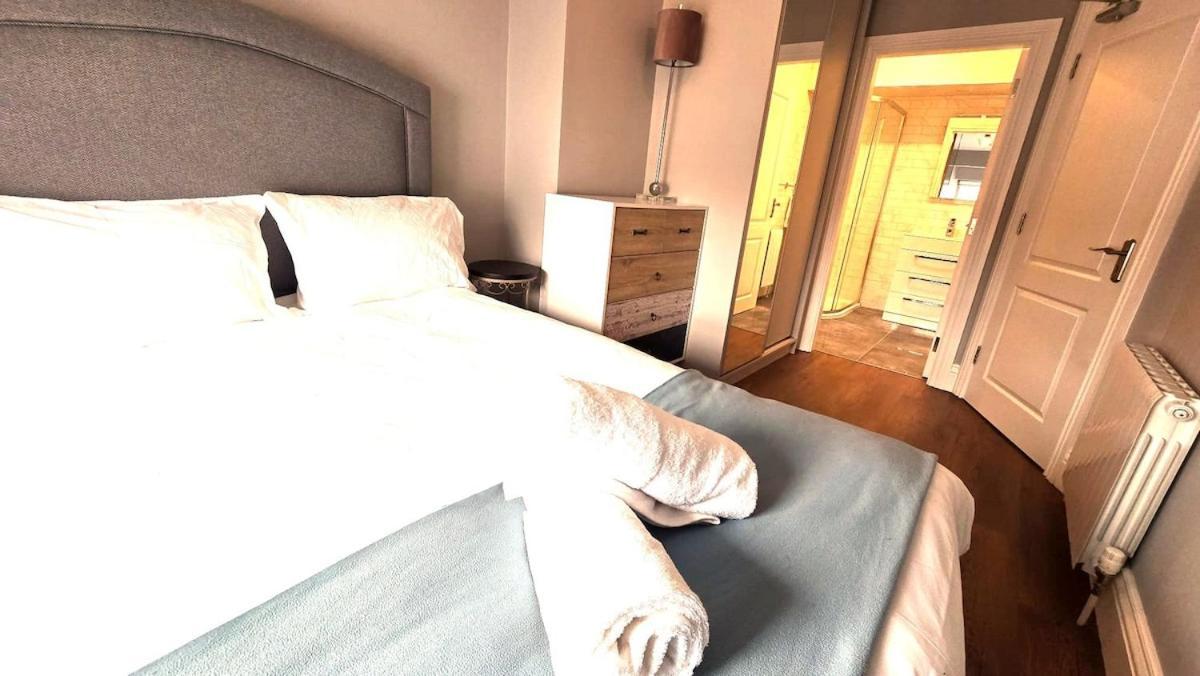 Apartment Modern Centre Luxury - Sleeps 6