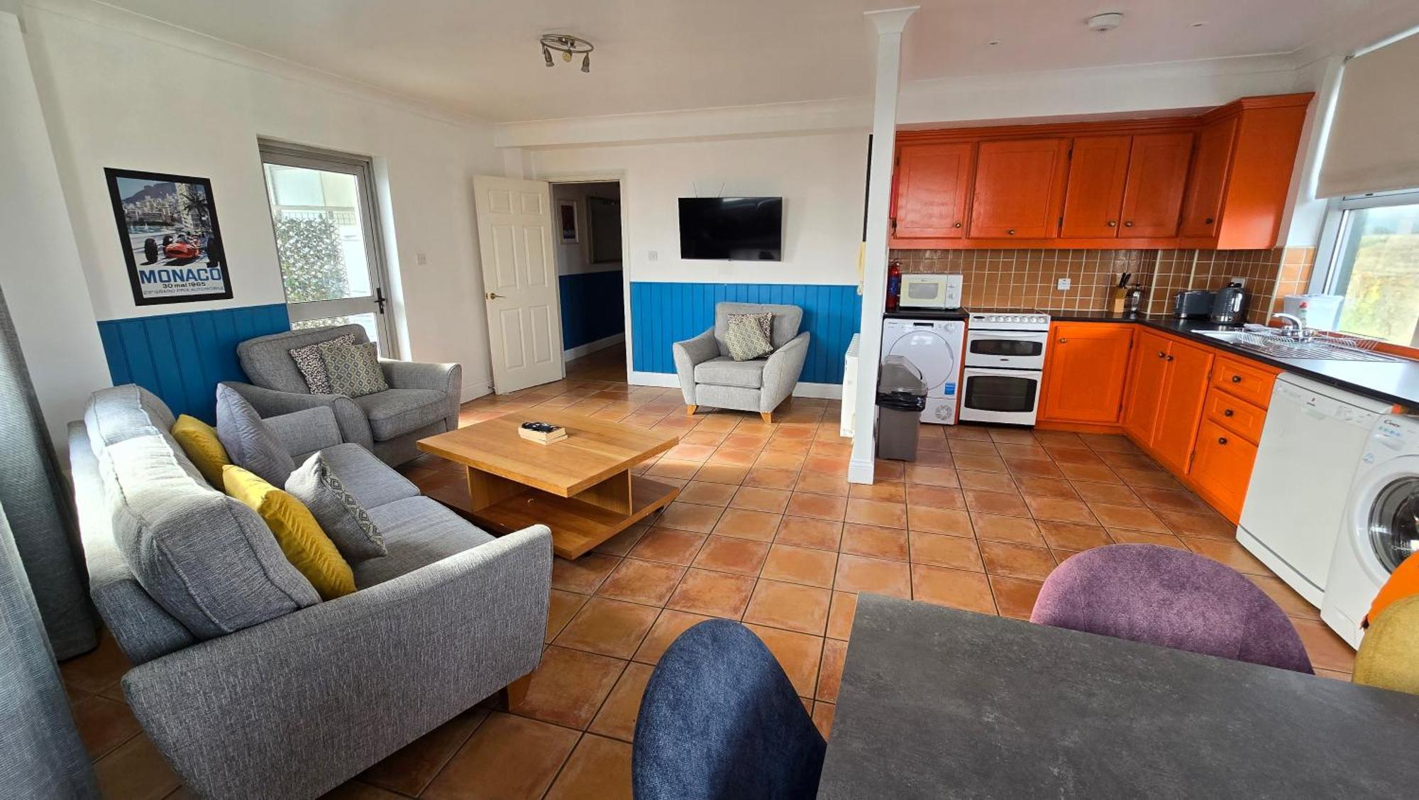 Apartment Cool Dockland Apt, Sleeps 5, With Parking Galway