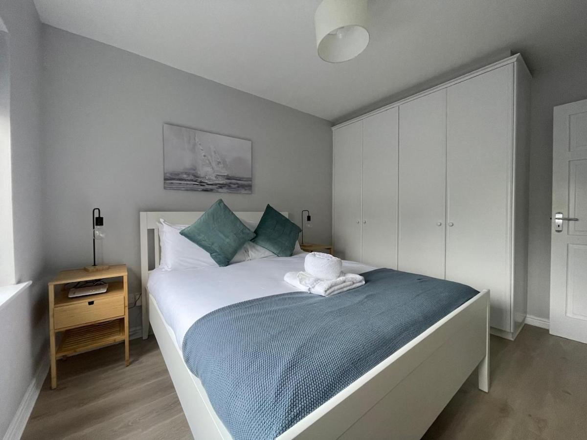 Luxury By The Coast- Sleeps 4