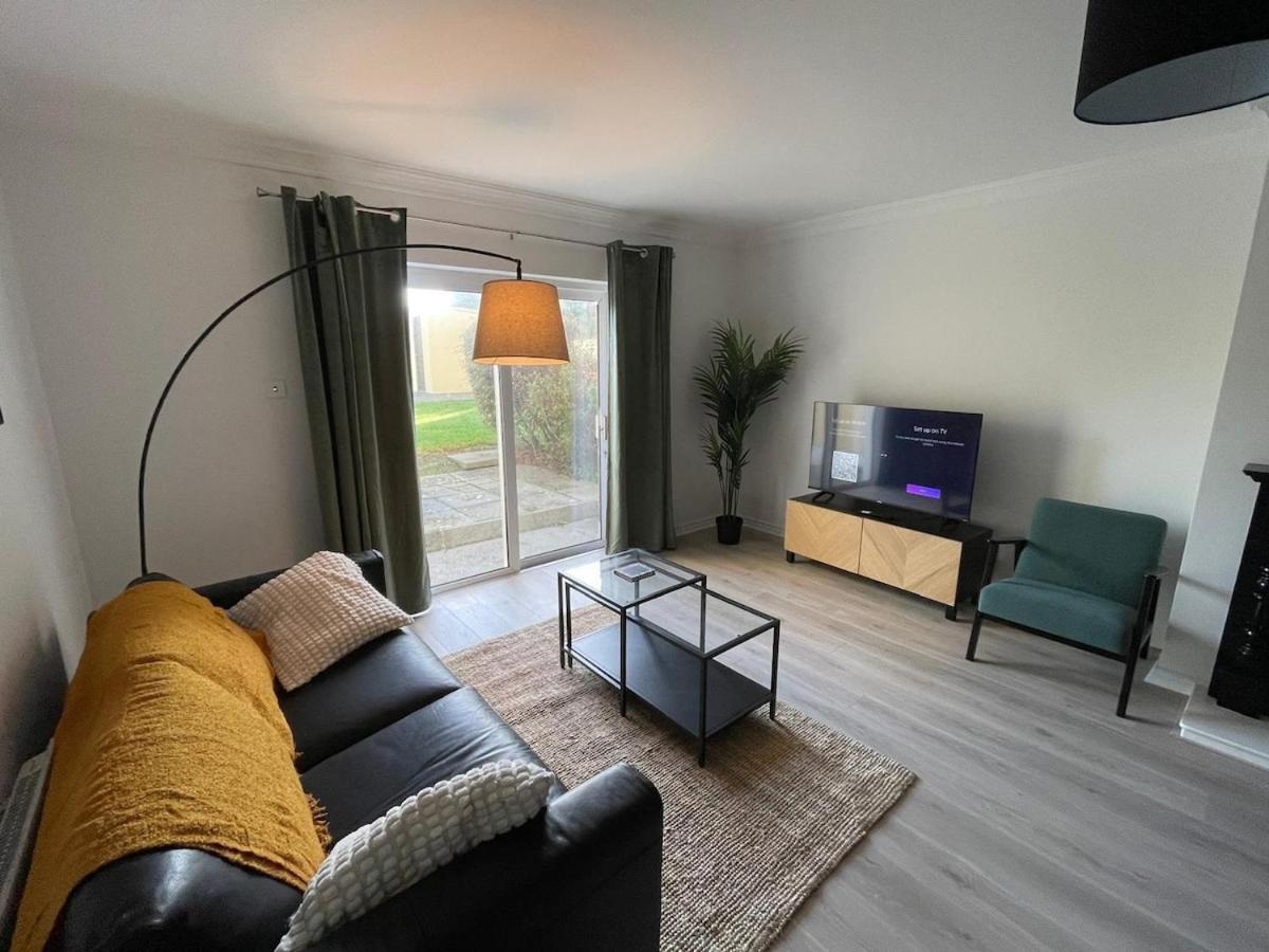 Luxury By The Coast- Sleeps 4 *
