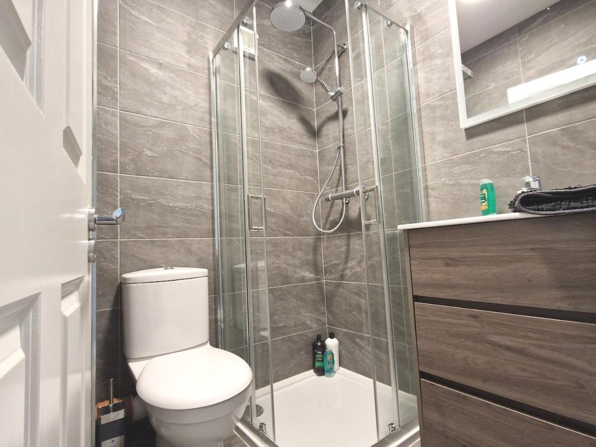 The Claddagh Ring, 2 Bed Apt, Centre