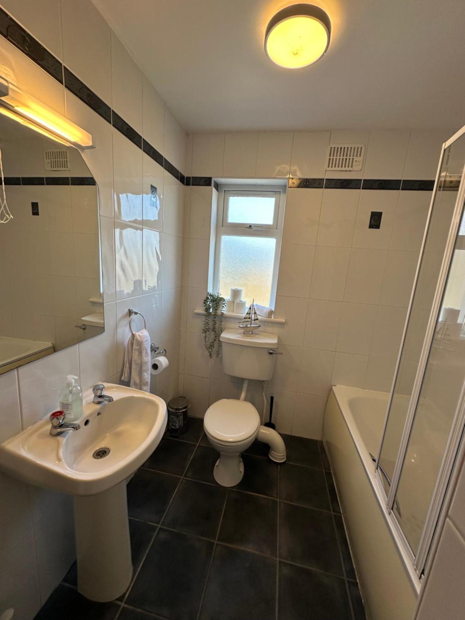 Waterlane Apartment *