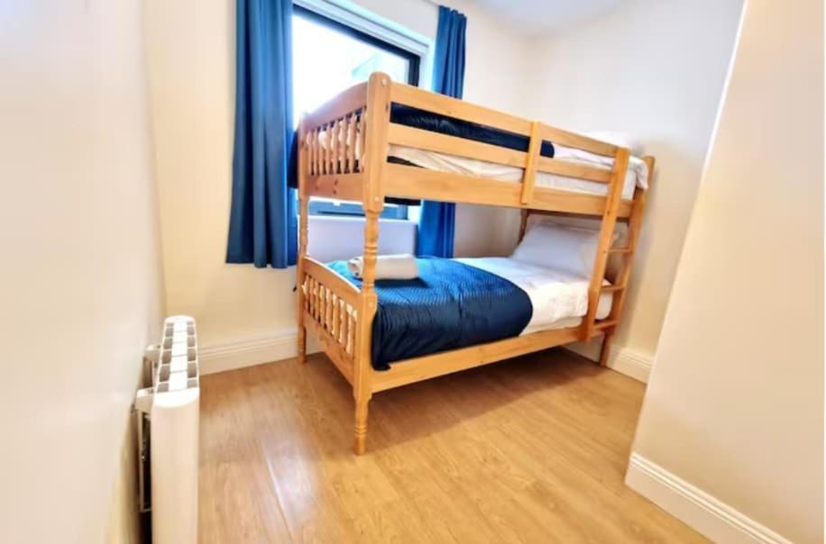 Cool Living, Sleeps 6 Apartment Galway